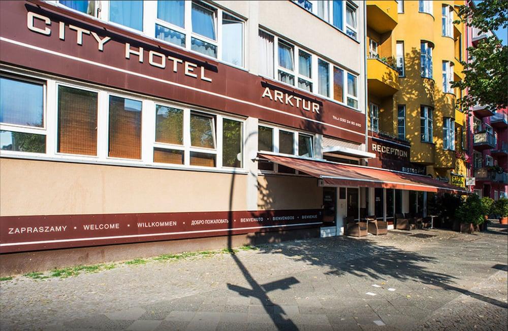 Arktur City Hotel Берлин Екстериор снимка